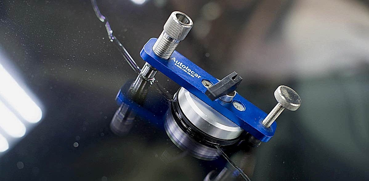 Ремонт автостекла Ремонт автостекла